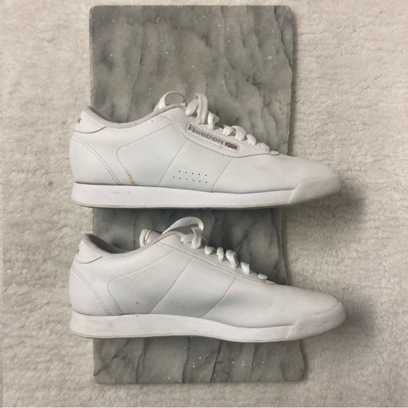 Reebok Princess Classic Sneaker Size 7.5 White Runners - Picture 3 of 10